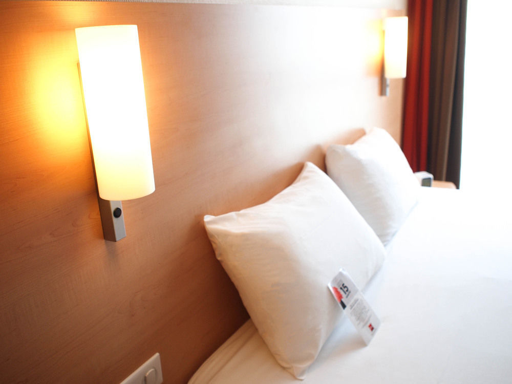 Ibis Bordeaux Saint Emilion Hotell Eksteriør bilde